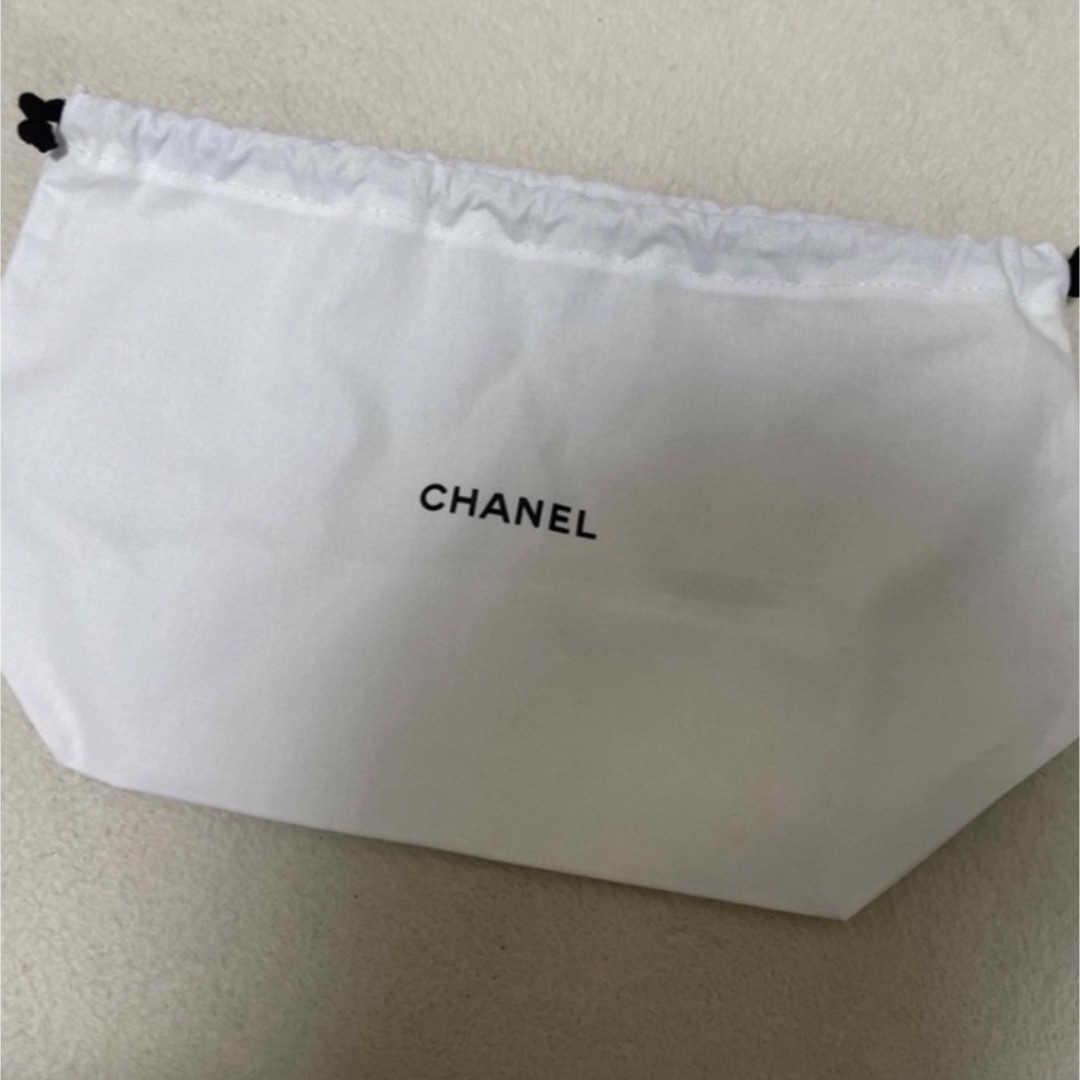 CHANEL(シャネル)のCHANEL 巾着 レディースのファッション小物(ポーチ)の商品写真