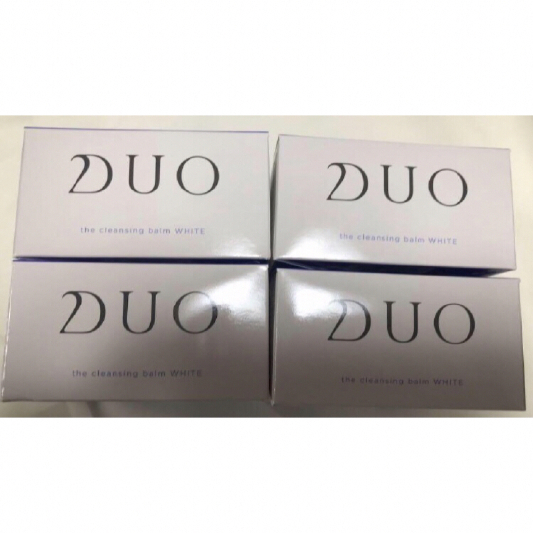 DUO(デュオ)のDUOデュオザクレンジングバームホワイト90g×4個＋洗顔料30gセット コスメ/美容のスキンケア/基礎化粧品(クレンジング/メイク落とし)の商品写真