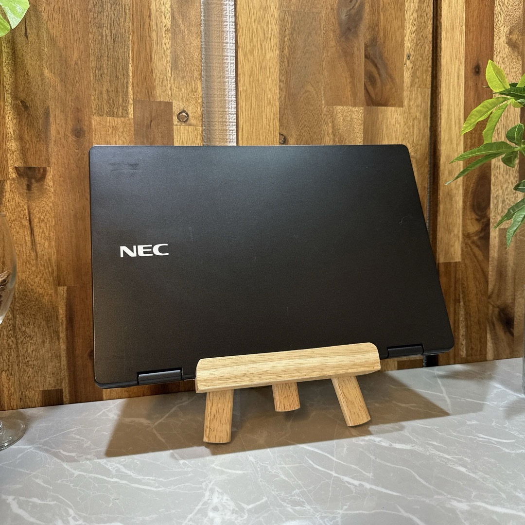NEC(エヌイーシー)のNEC Versapro VH-4☘️i5第8世代☘️SSD128GB スマホ/家電/カメラのPC/タブレット(ノートPC)の商品写真