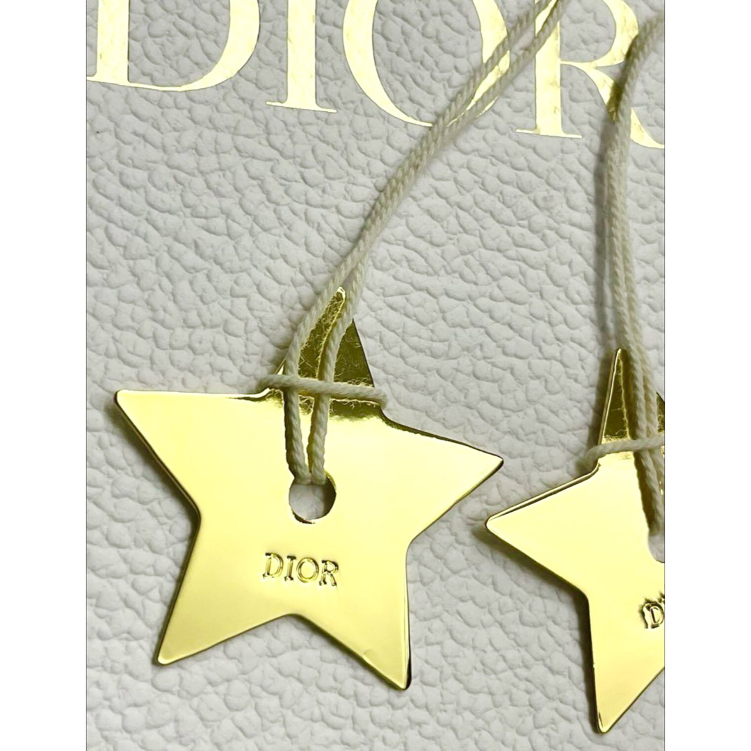 Dior(ディオール)のラスト　ディオール　スター　チャーム　ノベルティ　2個セット レディースのアクセサリー(チャーム)の商品写真