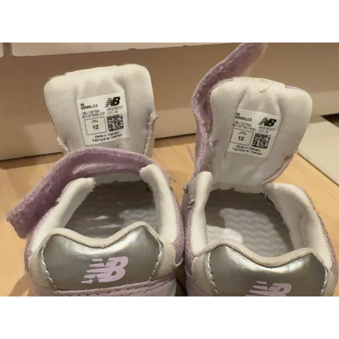 New Balance(ニューバランス)の美品　12cm 女の子　パープル　紫　靴　シューズ　スニーカー　 キッズ/ベビー/マタニティのベビー靴/シューズ(~14cm)(スニーカー)の商品写真