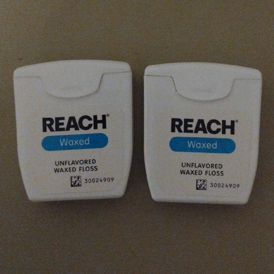 デンタルフロス　REACH コスメ/美容のオーラルケア(歯ブラシ/デンタルフロス)の商品写真
