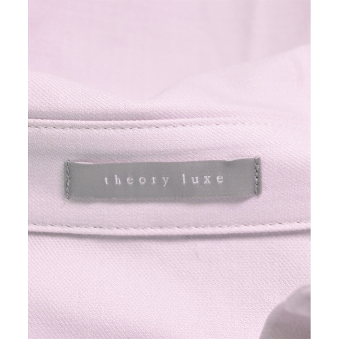 Theory luxe(セオリーリュクス)のtheory luxe カジュアルシャツ 38(M位) ライトグレー 【古着】【中古】 レディースのトップス(シャツ/ブラウス(長袖/七分))の商品写真