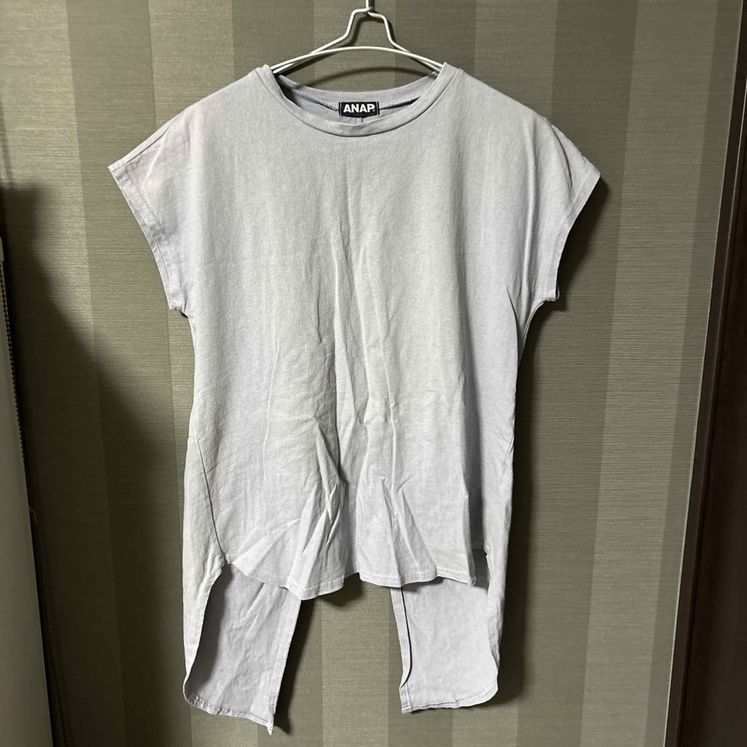 ANAP(アナップ)のアナップ　Tシャツ　バック　ツイスト レディースのトップス(Tシャツ(半袖/袖なし))の商品写真