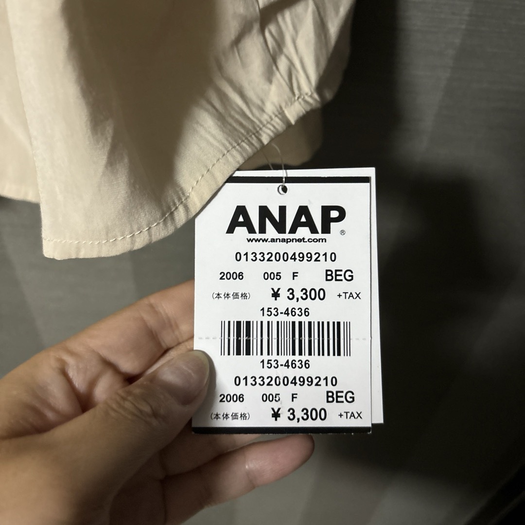 ANAP(アナップ)のアナップ　チュニック　シャツ　肩出し レディースのトップス(シャツ/ブラウス(長袖/七分))の商品写真