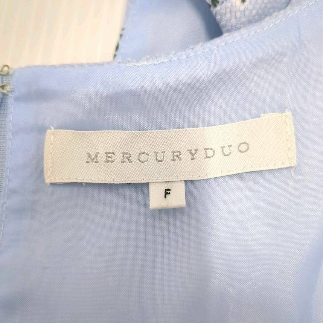 MERCURYDUO(マーキュリーデュオ)の【美品】マーキュリーデュオ　花柄タックプリーツワンピース　水色　F　洗える レディースのワンピース(ひざ丈ワンピース)の商品写真