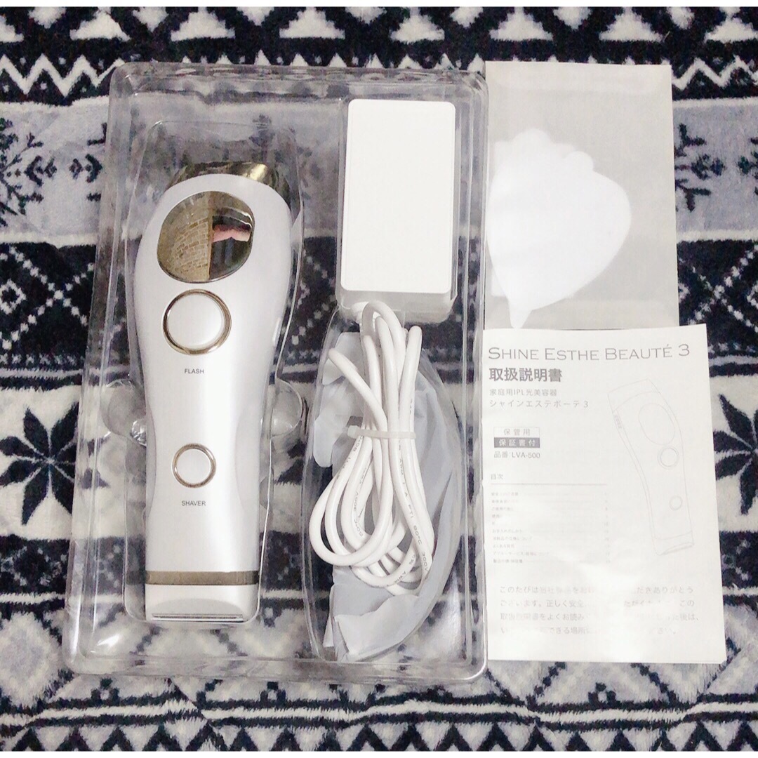 SHINE ESTHE BEAUTE3 家庭用IPL光美容器 LVA-500 SHINE ESTHE BEAUTE3 家庭用IPL光美容器 LVA-500