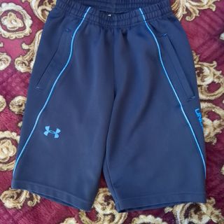 アンダーアーマー(UNDER ARMOUR)のアンダーアーマー☆ジュニア　ハーフパンツ　YSM 130 ネイビー系(パンツ/スパッツ)