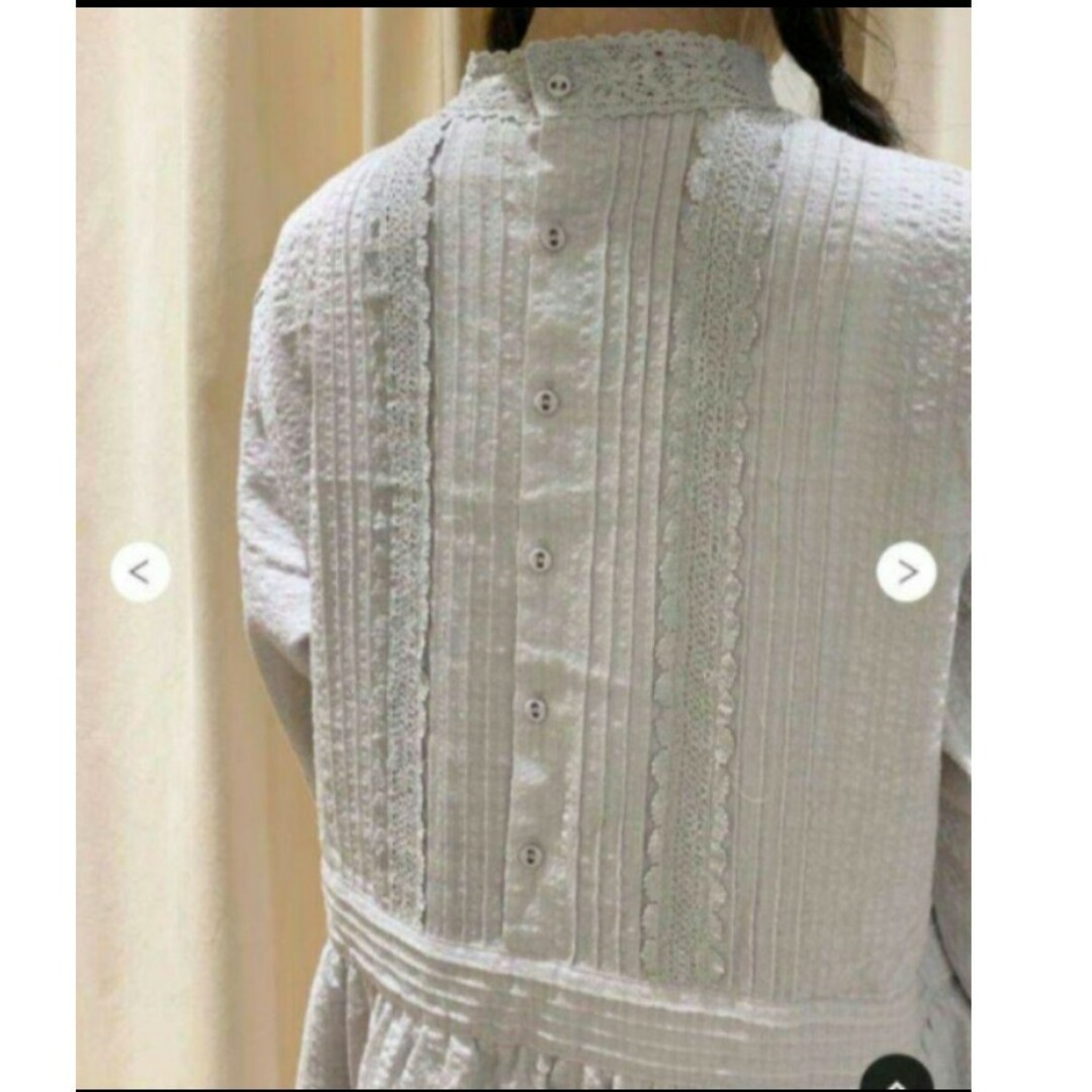 TSUHARU by Samansa Mos2(ツハルバイサマンサモスモス)のTSUHARU チェック織りレース刺繍ワンピース　グレー レディースのワンピース(ロングワンピース/マキシワンピース)の商品写真