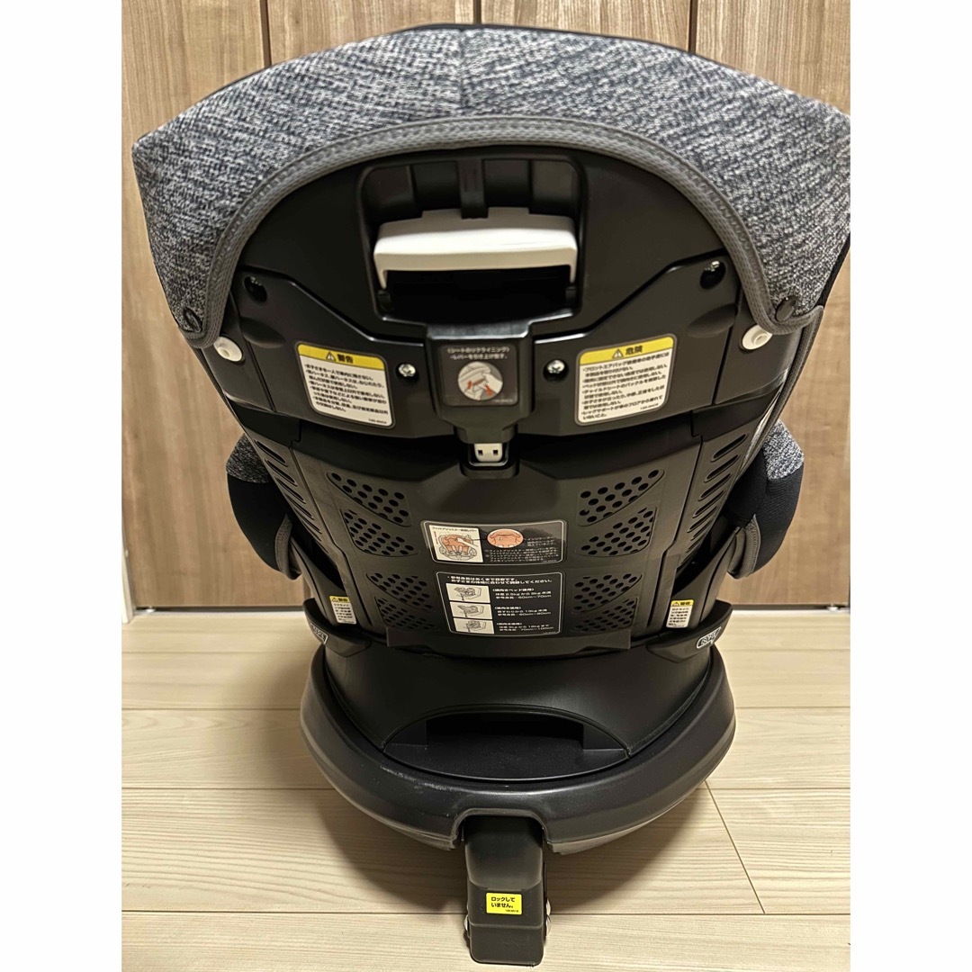 Aprica(アップリカ)の【saika様専用】アップリカ　フラディアグロウ　ISOFIX チャイルドシート キッズ/ベビー/マタニティの外出/移動用品(自動車用チャイルドシート本体)の商品写真