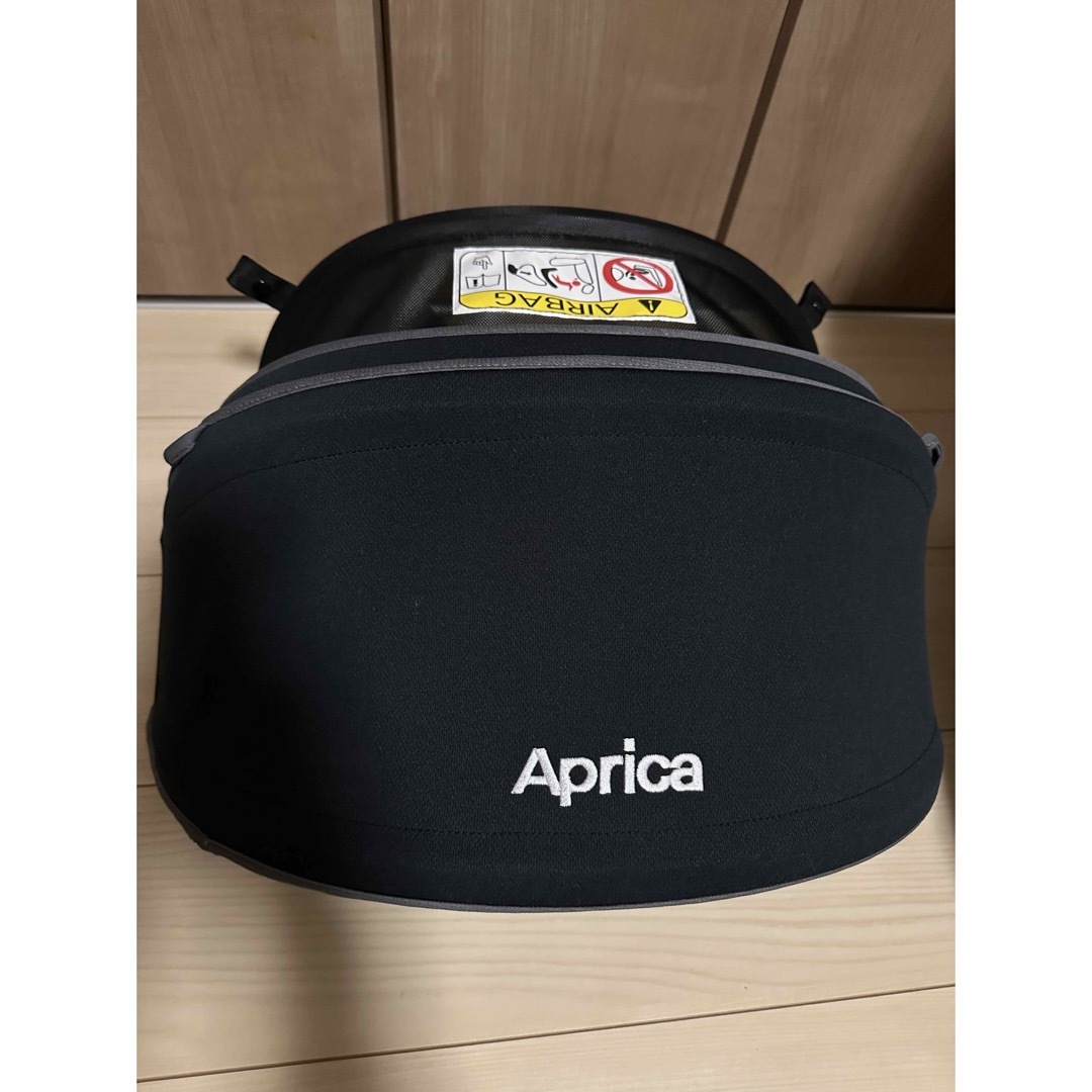 Aprica(アップリカ)の【saika様専用】アップリカ　フラディアグロウ　ISOFIX チャイルドシート キッズ/ベビー/マタニティの外出/移動用品(自動車用チャイルドシート本体)の商品写真