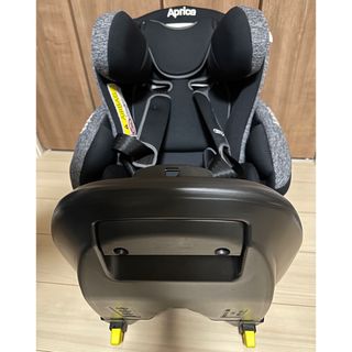 アップリカ(Aprica)の【saika様専用】アップリカ　フラディアグロウ　ISOFIX チャイルドシート(自動車用チャイルドシート本体)