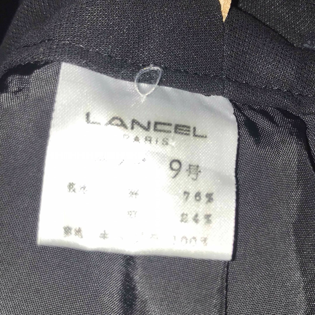 LANCEL(ランセル)のLANCEL ブラックプリーツスカートスーツ　9号　綿76％　麻24％ レディースのフォーマル/ドレス(スーツ)の商品写真