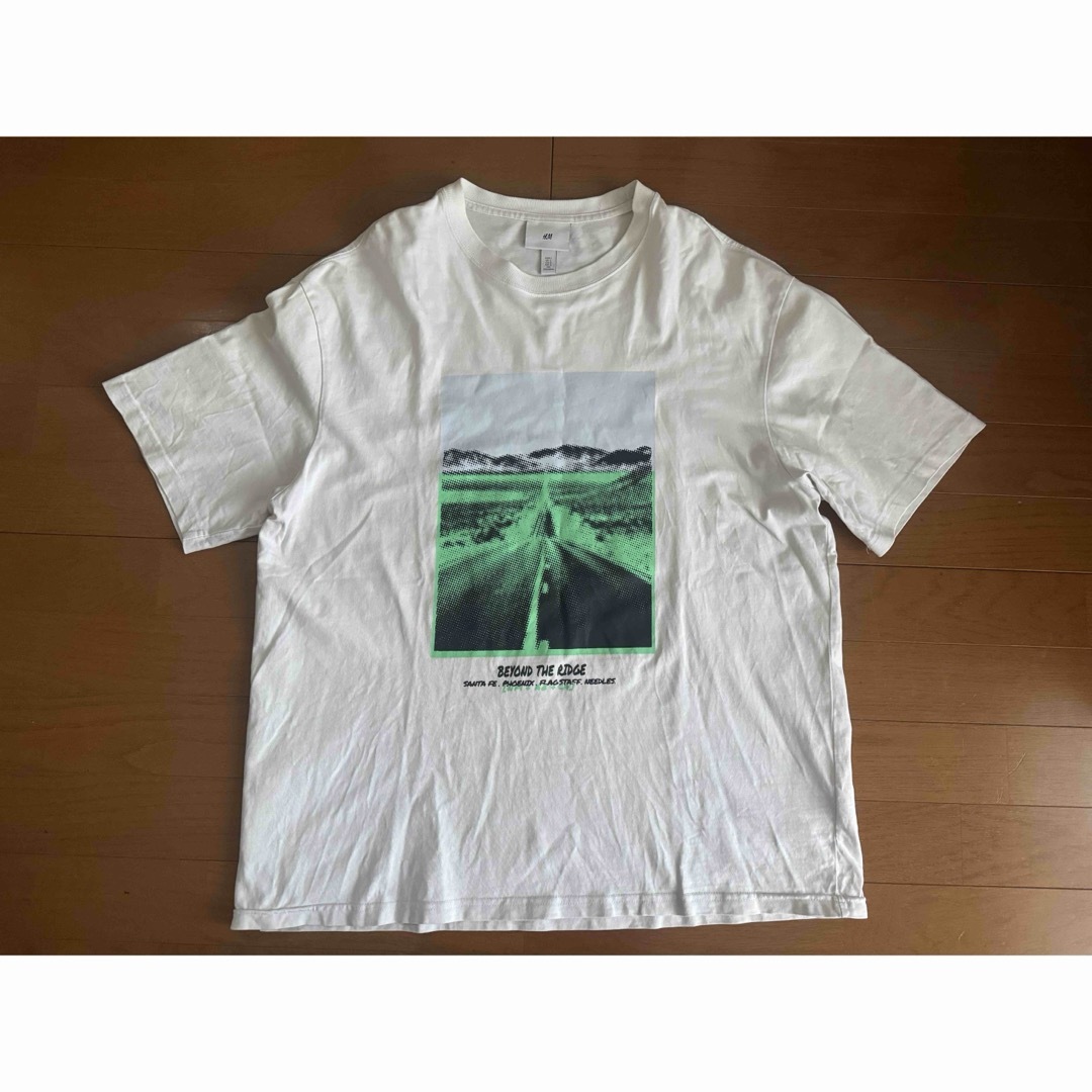 H&M(エイチアンドエム)のメンズ　H&M プリントTシャツ メンズのトップス(Tシャツ/カットソー(半袖/袖なし))の商品写真