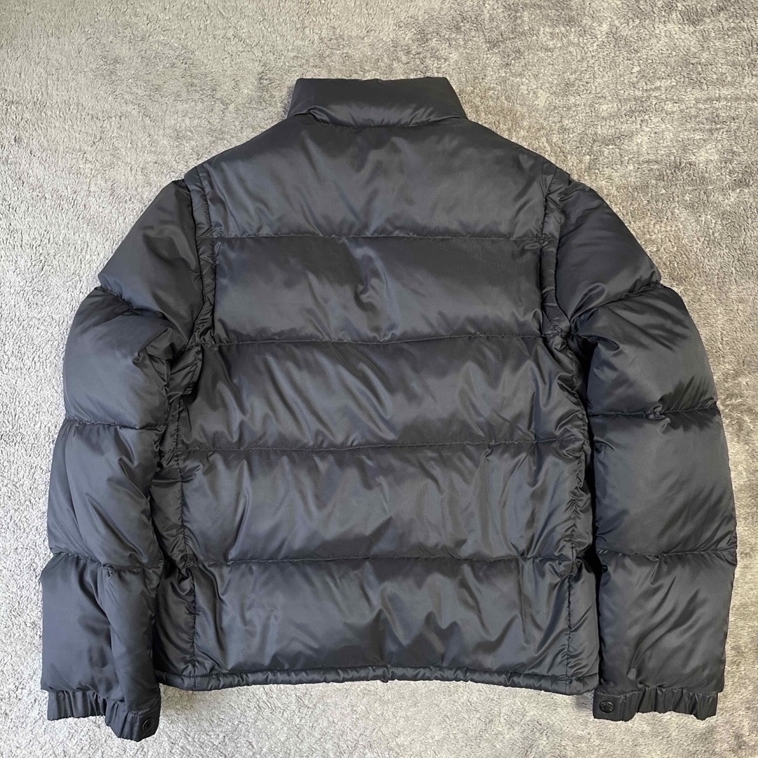 MONCLER(モンクレール)のMONCLER モンクレール 2WAY ダウンベスト メンズのジャケット/アウター(ダウンジャケット)の商品写真