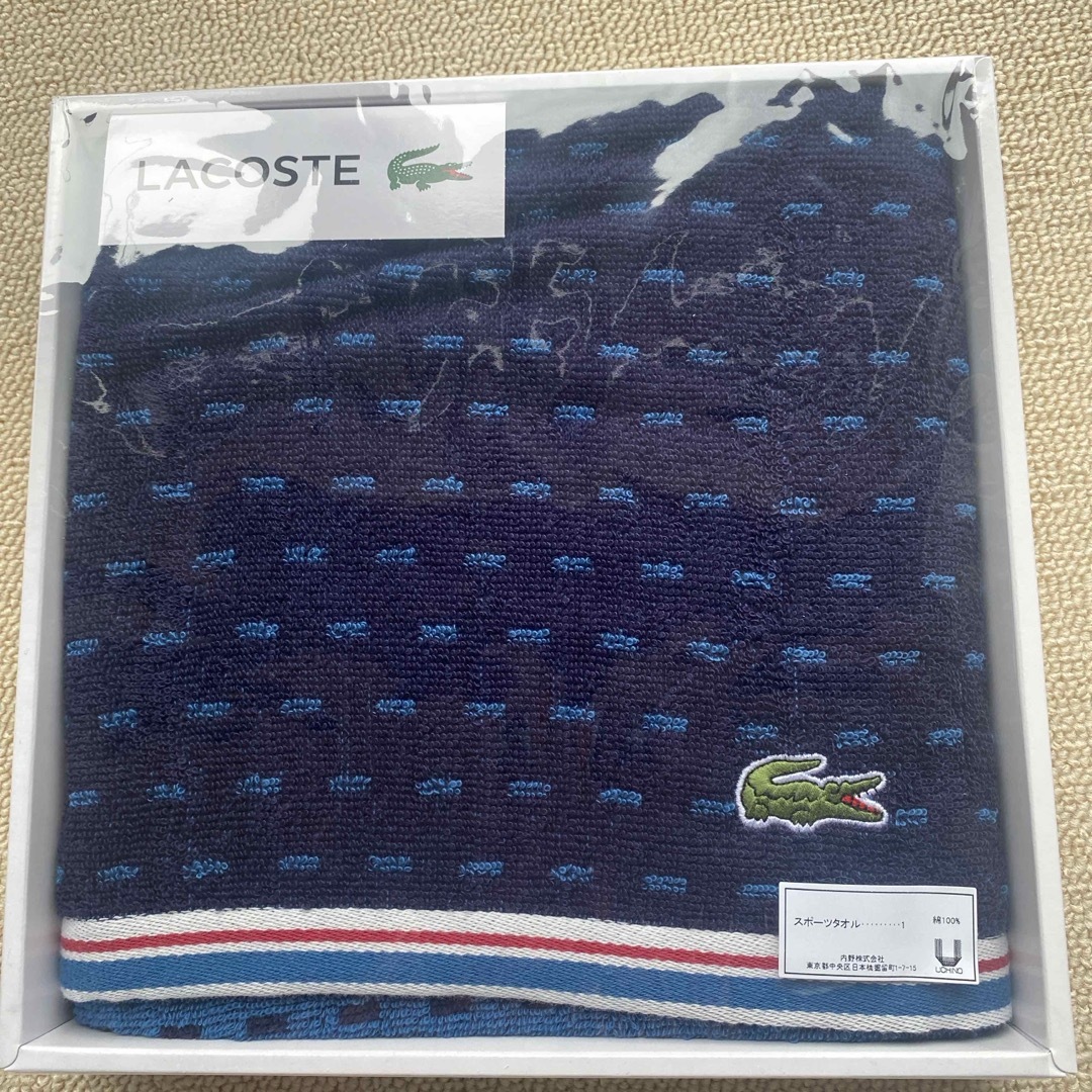 LACOSTE(ラコステ)の 【新品】LACOSTE サジェス スポーツタオル ダークブルー  インテリア/住まい/日用品の日用品/生活雑貨/旅行(タオル/バス用品)の商品写真