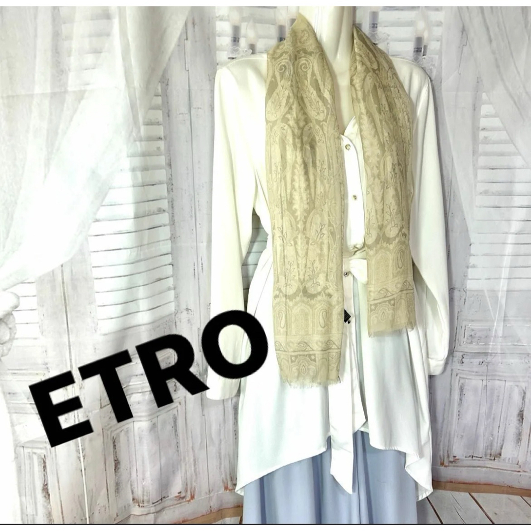 ETRO(エトロ)のエトロ　ETRO ペイズリー　シルクストール　カーキ系 レディースのファッション小物(ストール/パシュミナ)の商品写真