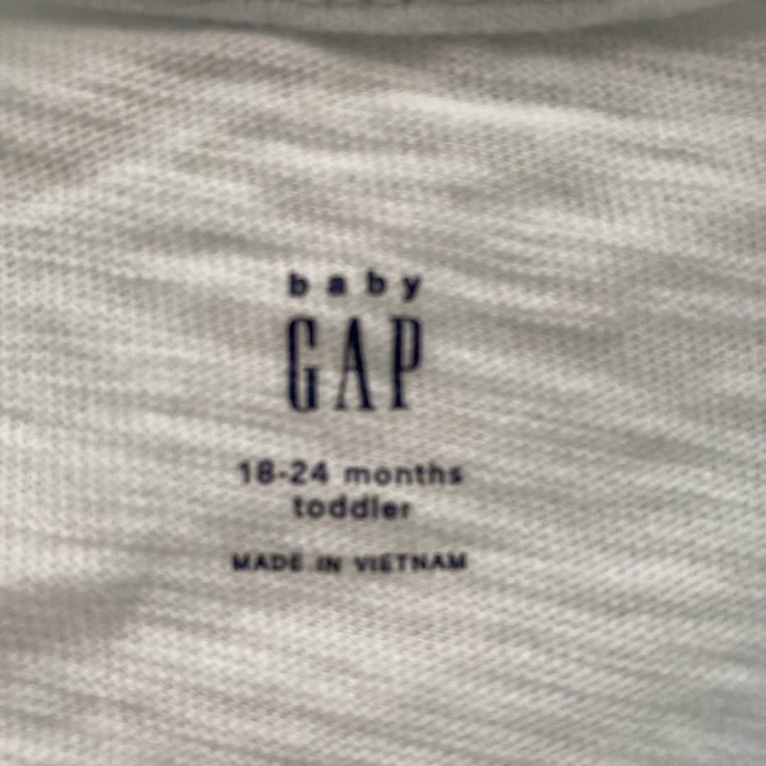 babyGAP(ベビーギャップ)のbabygap ベビーギャップ　GAP ベビー　男の子　半袖Tシャツ　90  キッズ/ベビー/マタニティのキッズ服男の子用(90cm~)(Tシャツ/カットソー)の商品写真