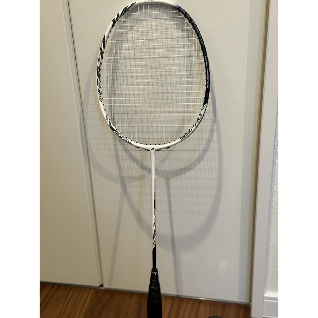 YONEX(ヨネックス)のアストロクス99pro ホワイトタイガー スポーツ/アウトドアのスポーツ/アウトドア その他(バドミントン)の商品写真