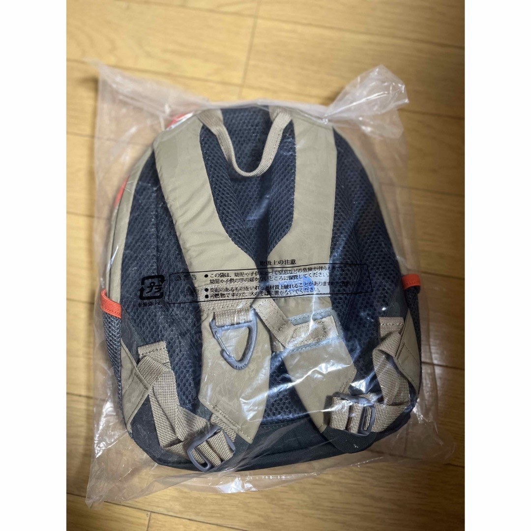 THE NORTH FACE(ザノースフェイス)の新品 ノースフェイス　リュック　８Ｌ　キッズ　ベビー　ケルプタン キッズ/ベビー/マタニティのこども用バッグ(リュックサック)の商品写真