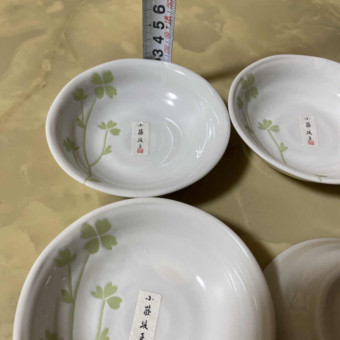 小皿　4枚　AYAKO KOSHINO インテリア/住まい/日用品のキッチン/食器(食器)の商品写真