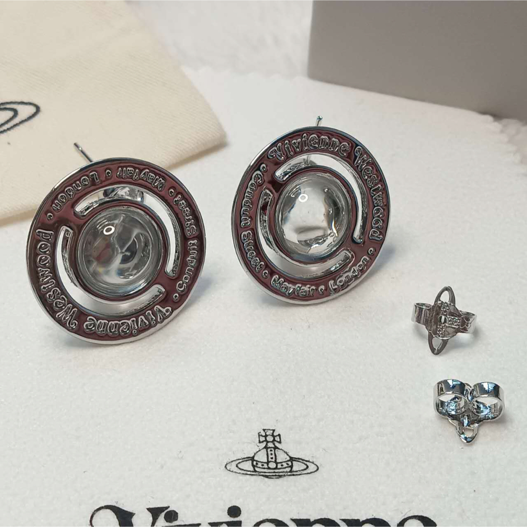 Vivienne Westwood(ヴィヴィアンウエストウッド)のヴィヴィアンウエストウッド　タイニーオーブ　ピアス　シルバー レディースのアクセサリー(ピアス)の商品写真