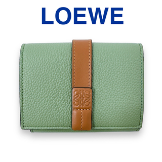 ロエベ(LOEWE)のロエベ 3つ折り財布 トライフォールドウォレット C660TR2X01 グリーン(財布)