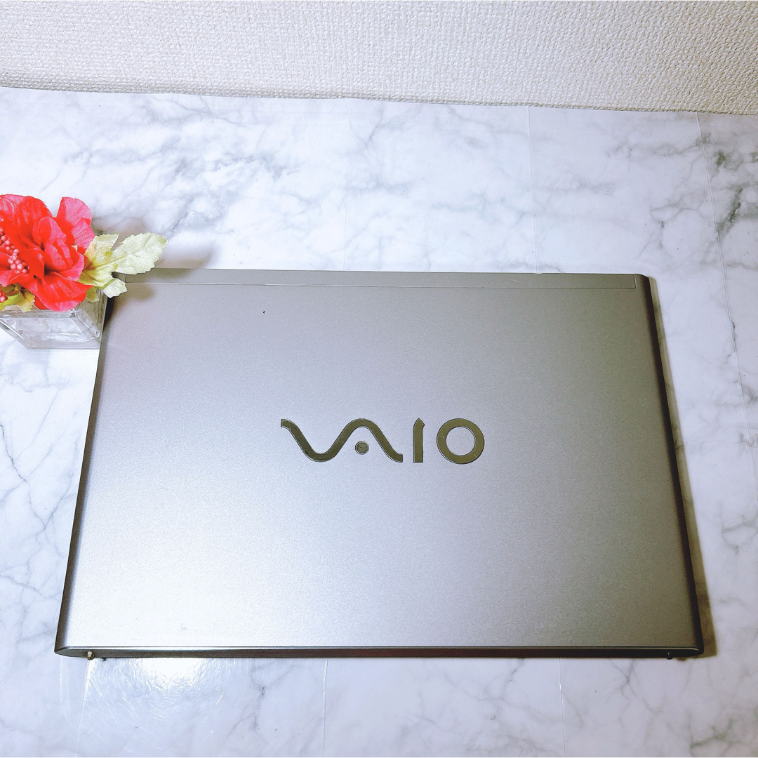 VAIO(バイオ)のノートパソコン 58 超美品 すぐに使える SSD 薄型軽量 YouTube スマホ/家電/カメラのPC/タブレット(ノートPC)の商品写真