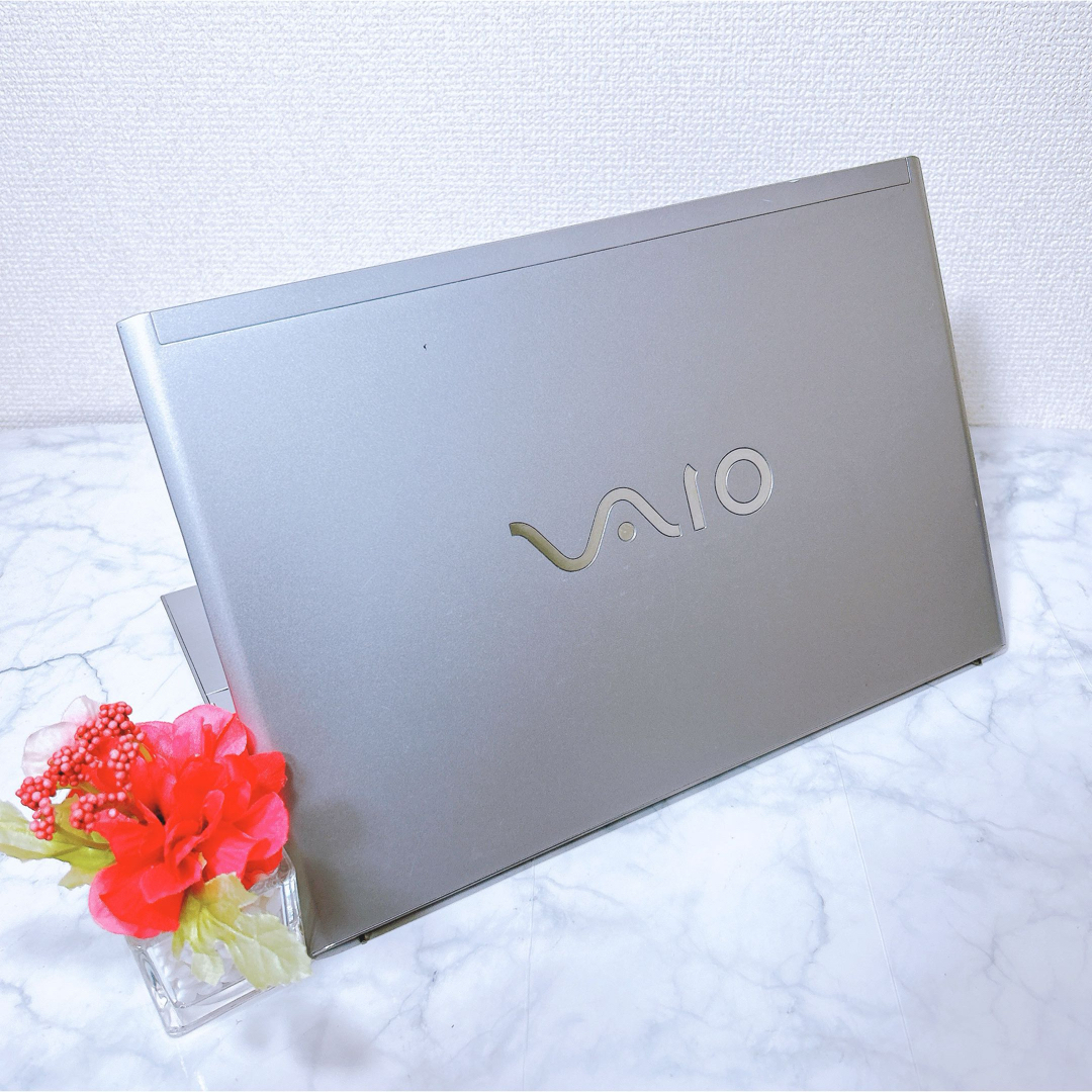 VAIO(バイオ)のノートパソコン 58 超美品 すぐに使える SSD 薄型軽量 YouTube スマホ/家電/カメラのPC/タブレット(ノートPC)の商品写真