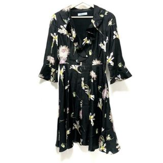 ブルマリン(Blumarine)のBLUMARINE(ブルマリン) ワンピース レディース - 黒×ライトイエロー×マルチ 長袖/ロング/花柄(その他)