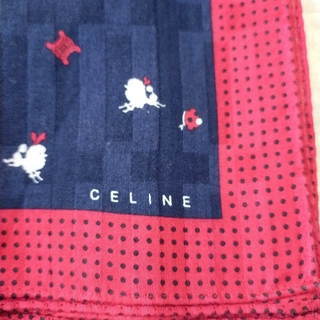 celine - セリーヌ大判ハンカチ レッド×ネイビー×鳥 未使用に近いの