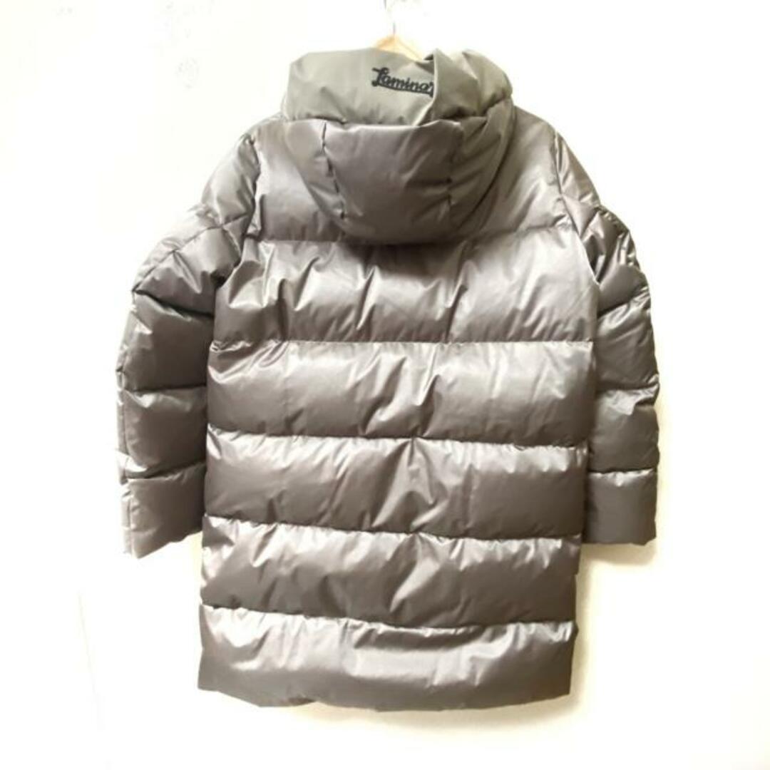 HERNO(ヘルノ)のHERNO(ヘルノ) ダウンコート サイズ44 L レディース - ベージュ 長袖/冬 レディースのジャケット/アウター(ダウンコート)の商品写真