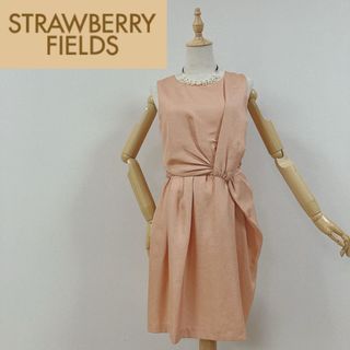 ストロベリーフィールズ(STRAWBERRY-FIELDS)のストロベリーフィールズ アシンメトリータックワンピース　ベージュ(ひざ丈ワンピース)