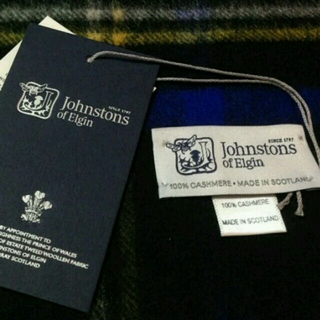 Johnstons(ジョンストンズ)の専用です⭐ レディースのファッション小物(ストール/パシュミナ)の商品写真