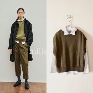 マーガレットハウエル(MARGARET HOWELL)の極美品 マーガレットハウエル ウールカシミヤ モックネックニットベスト 4万(ニット/セーター)