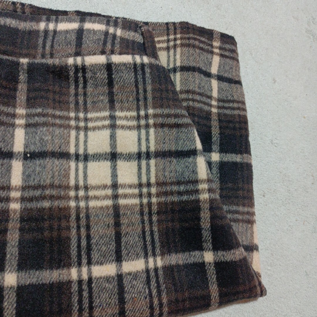 茶色系  チェックスカート レディースのスカート(ひざ丈スカート)の商品写真