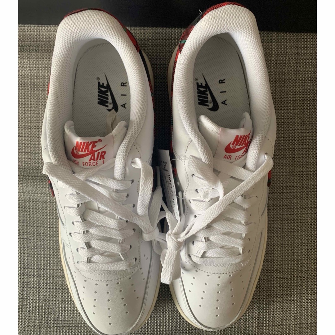 NIKE(ナイキ)の新品　NIKE エアーフォース1Low'07 LV8 "プレイド" 27.0cm メンズの靴/シューズ(スニーカー)の商品写真