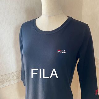 レディーストップス　レディースTシャツ　FILA