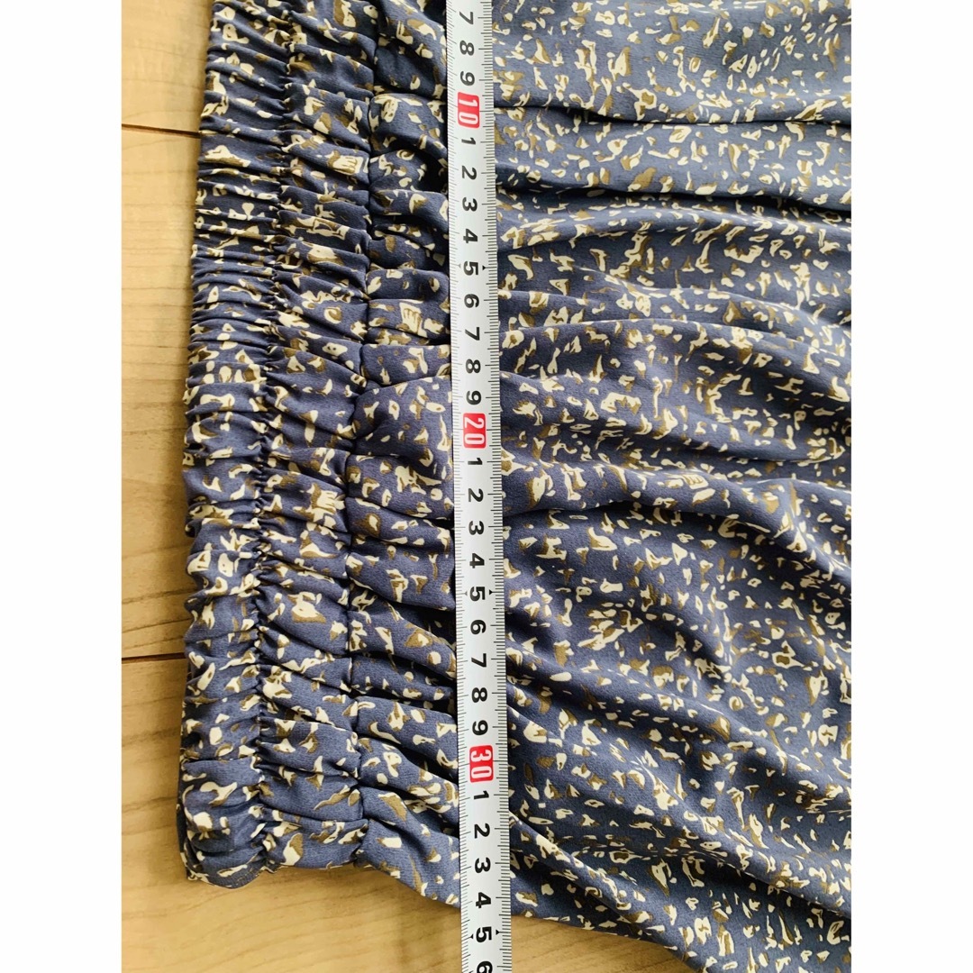 Lian(リアン)のLian ロングスカート　マキシ　フレア　青　ブルー　ウエストゴム レディースのスカート(ロングスカート)の商品写真