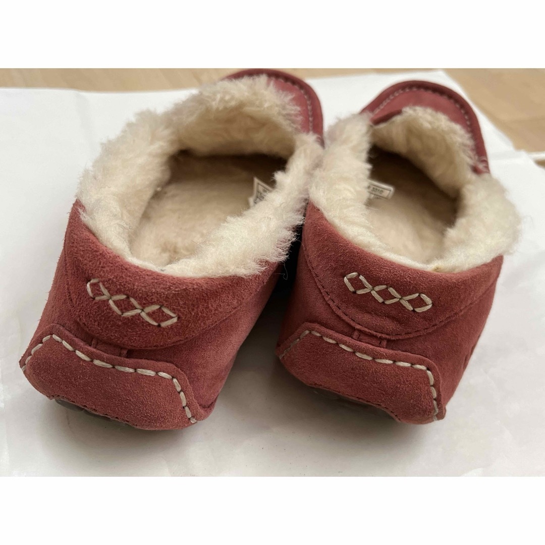 UGG(アグ)のUGG モカシンシューズ レディースの靴/シューズ(スリッポン/モカシン)の商品写真