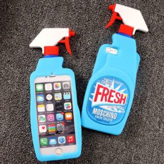 モスキーノ(MOSCHINO)のモスキーノmoschino スマホ ケース カバー iPhone6plus (iPhoneケース)