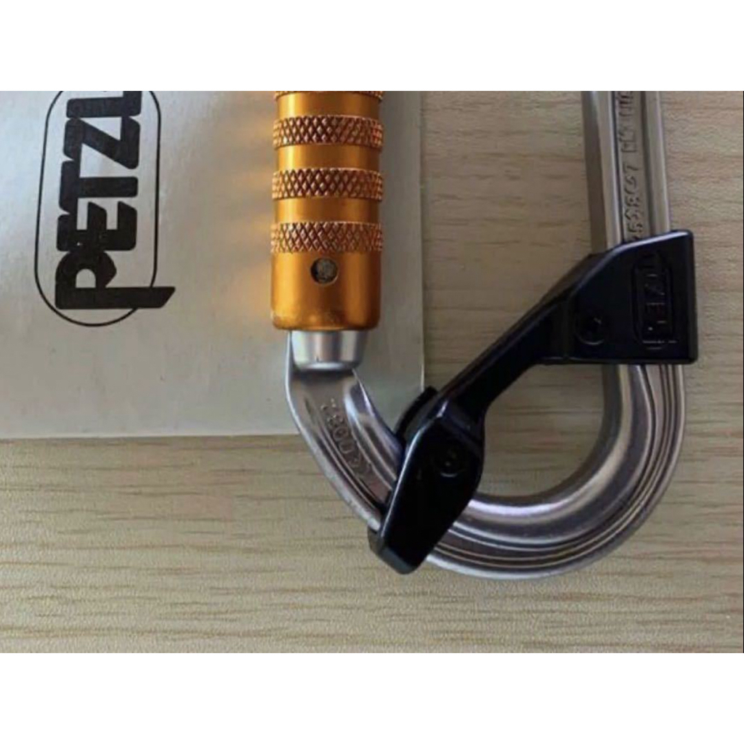 PETZL キャプティブ　回転防止　２つ入　アーボリスト　ツリークライミング スポーツ/アウトドアのアウトドア(登山用品)の商品写真