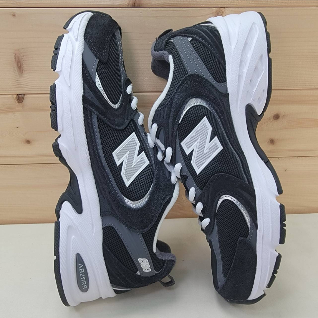 New Balance(ニューバランス)のニューバランス MR530CC ブラック 25.5㎝ レディースの靴/シューズ(スニーカー)の商品写真