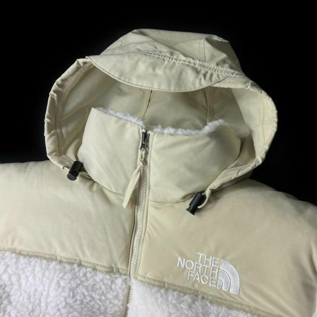 THE NORTH FACE(ザノースフェイス)のノースフェイス ボア シェルパ ヌプシ US限定(XL)白 190122 メンズのジャケット/アウター(ダウンジャケット)の商品写真