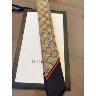 グッチ(Gucci)のGG ビーシルクネックスカーフ(バンダナ/スカーフ)