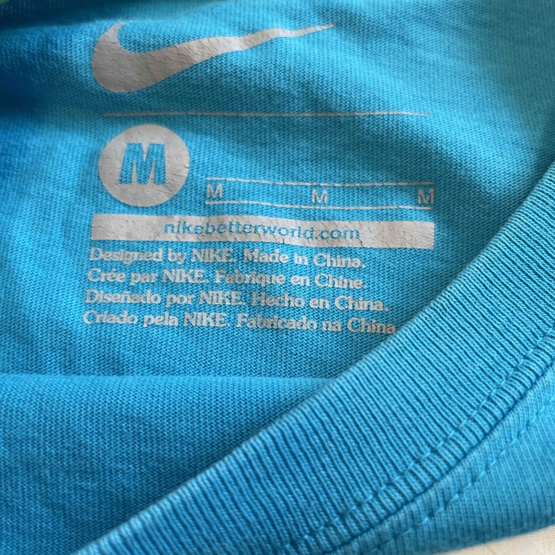 NIKE(ナイキ)のNIKETシャツジュニアMサイズ キッズ/ベビー/マタニティのキッズ服男の子用(90cm~)(Tシャツ/カットソー)の商品写真