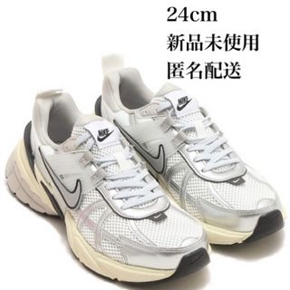 ナイキ(NIKE)のnike v2k run 24(スニーカー)