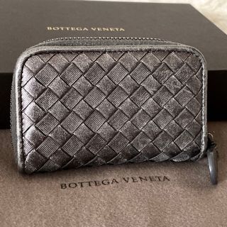 ボッテガヴェネタ(Bottega Veneta)の美品★ボッテガ イントレチャート ラウンドジップ 小銭入れ  ガンメタル グレー(コインケース/小銭入れ)