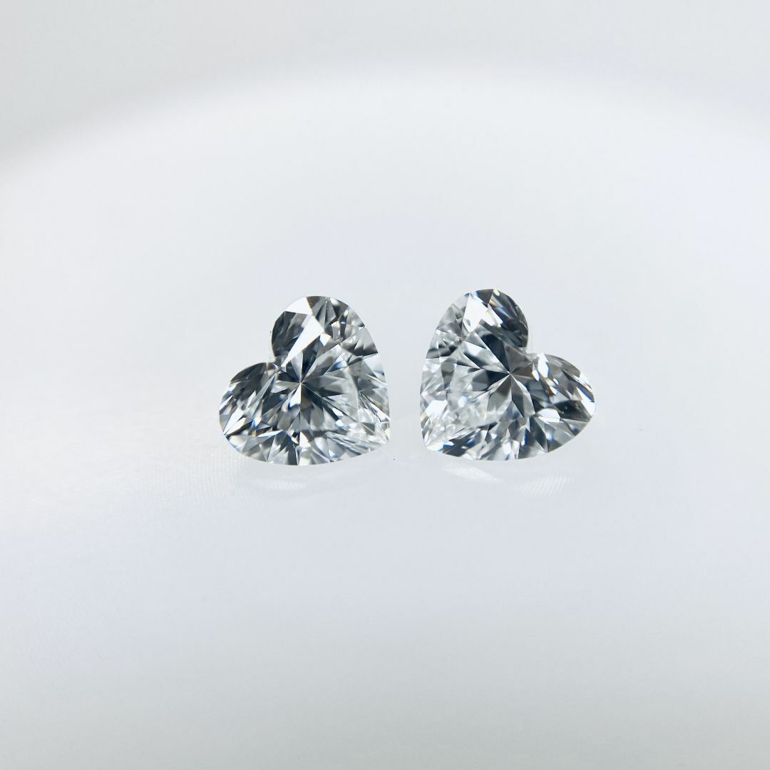 Dカラー IF ハートシェイプセット！0.30ct/0.31ct/RT2681 レディースのアクセサリー(その他)の商品写真