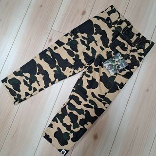 アベイシングエイプ(A BATHING APE)のA BATHING APE　アベイシングエイプ　カモフラパンツ　110　迷彩(パンツ/スパッツ)